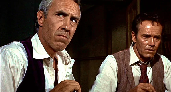 A Big Hand for the Little Lady Full