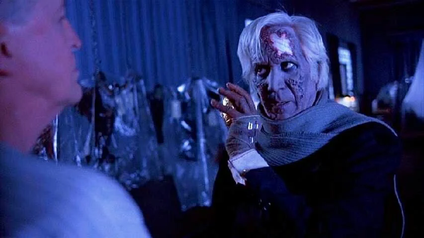 Bọ Hung Khát Máu Full