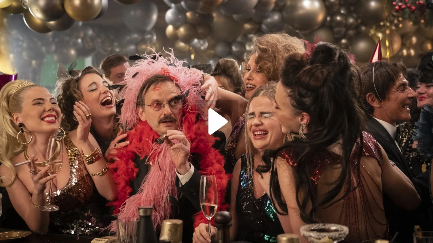 Cung Tỏa Trầm Hương Full