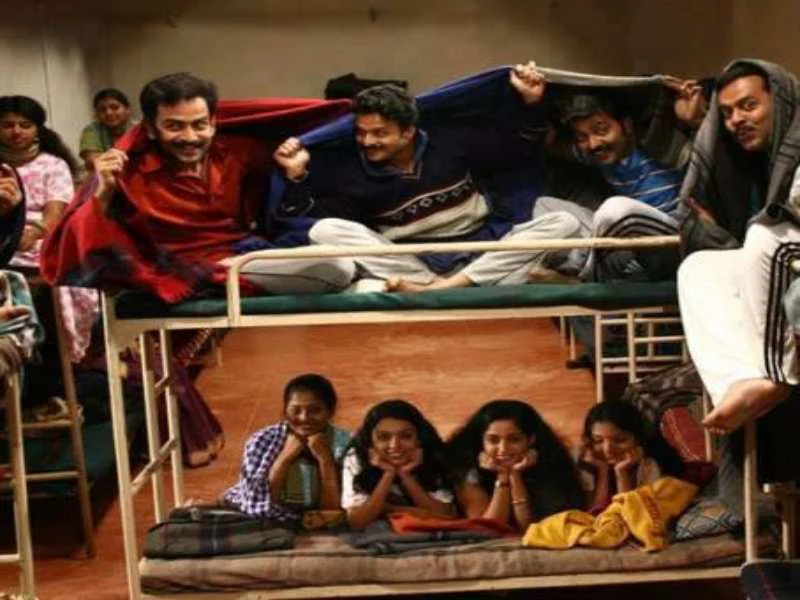 Đoàn tụ bạn học Full