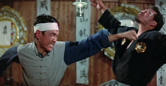 Độc Thủ Quyền Vương Full