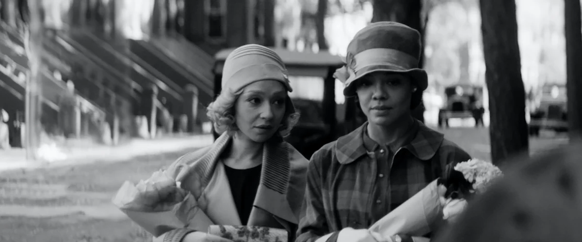 Giữa hai màu da Full