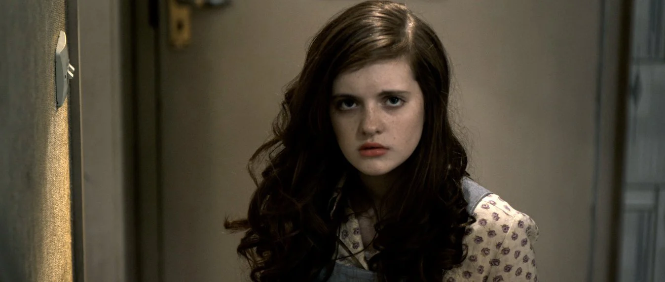 Khi Ánh Đèn Vụt Tắt Full