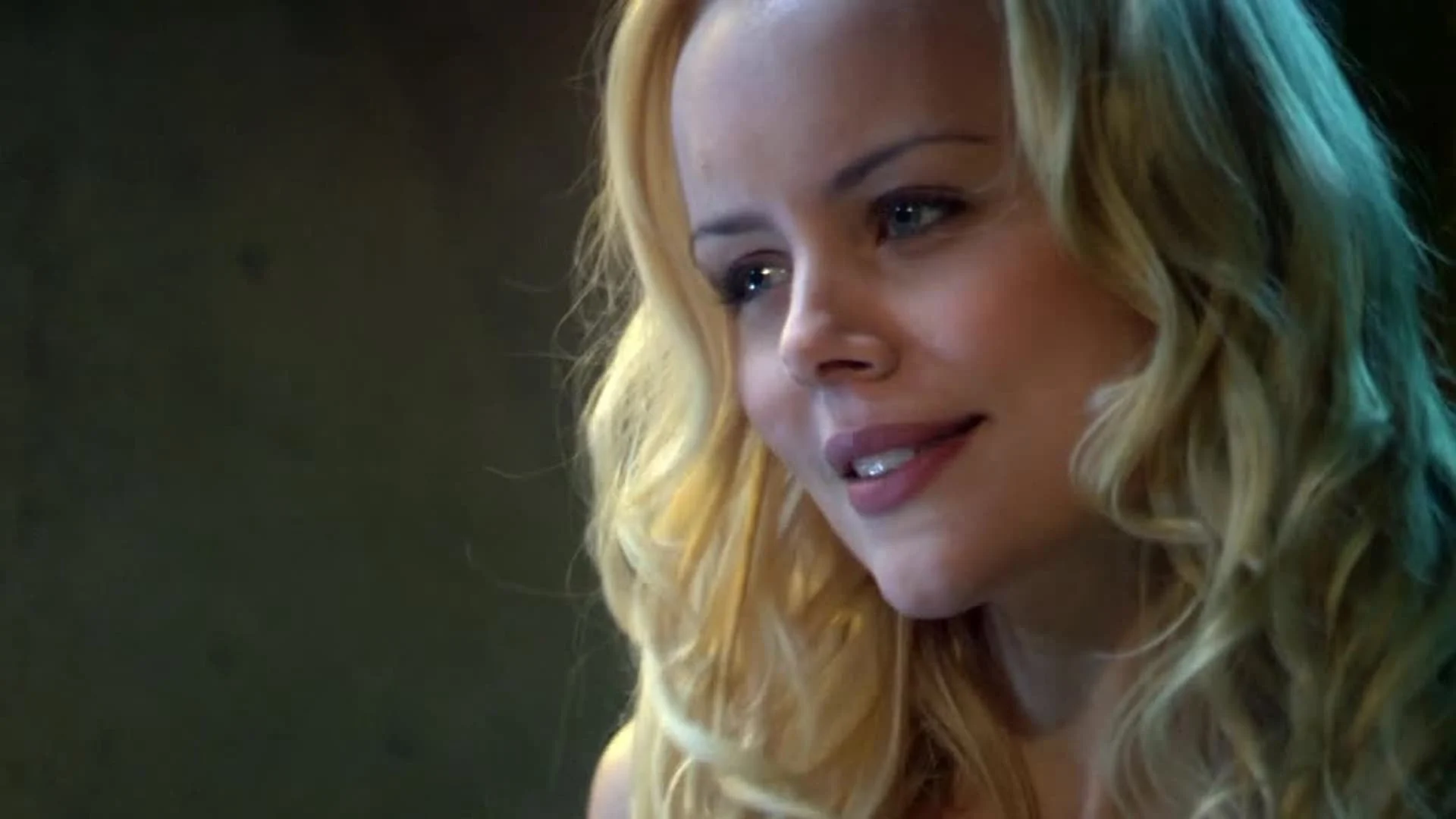 Loài Ác Độc 4: Tỉnh Giấc Full