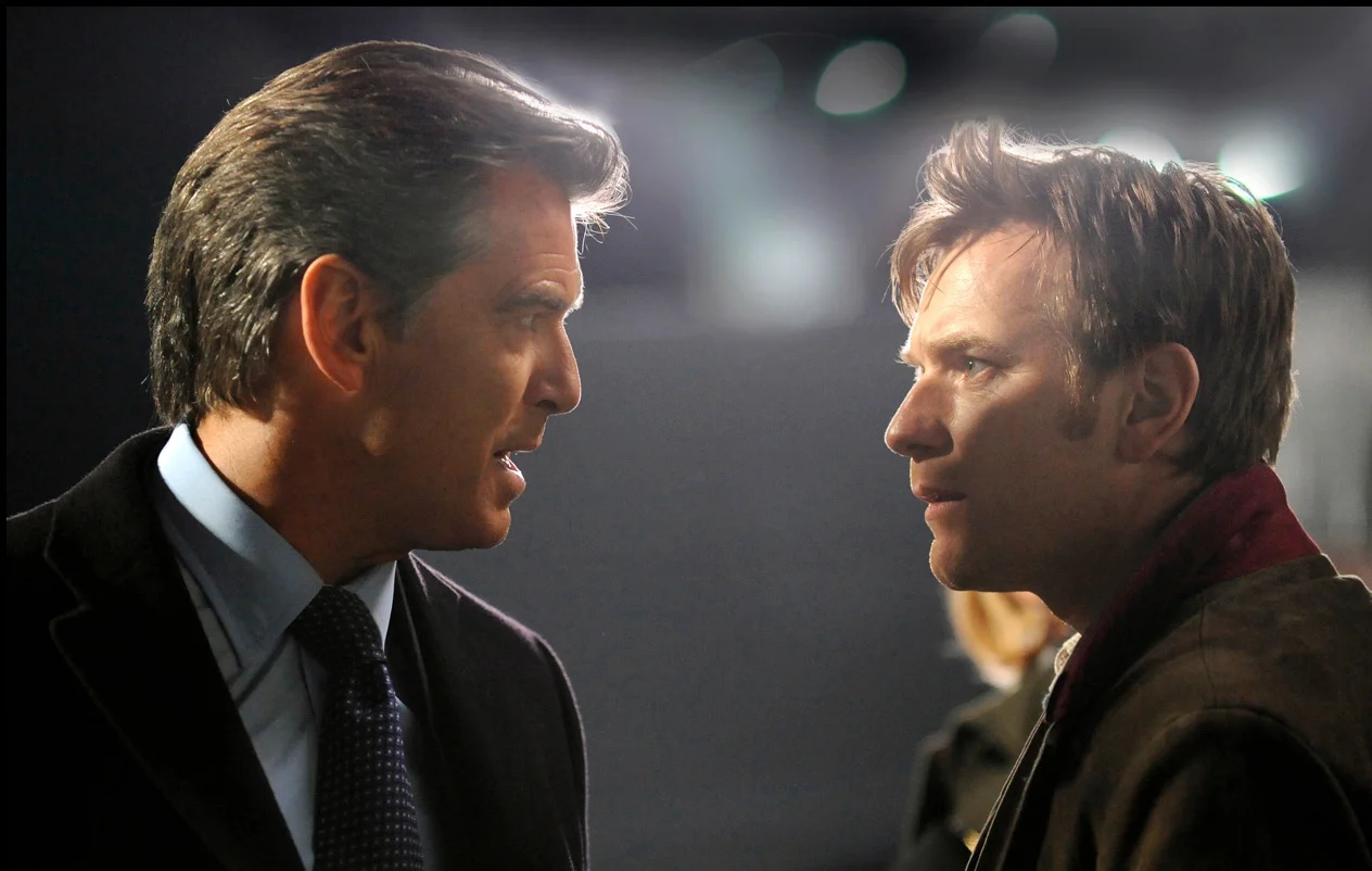 Người Chấp Bút Full