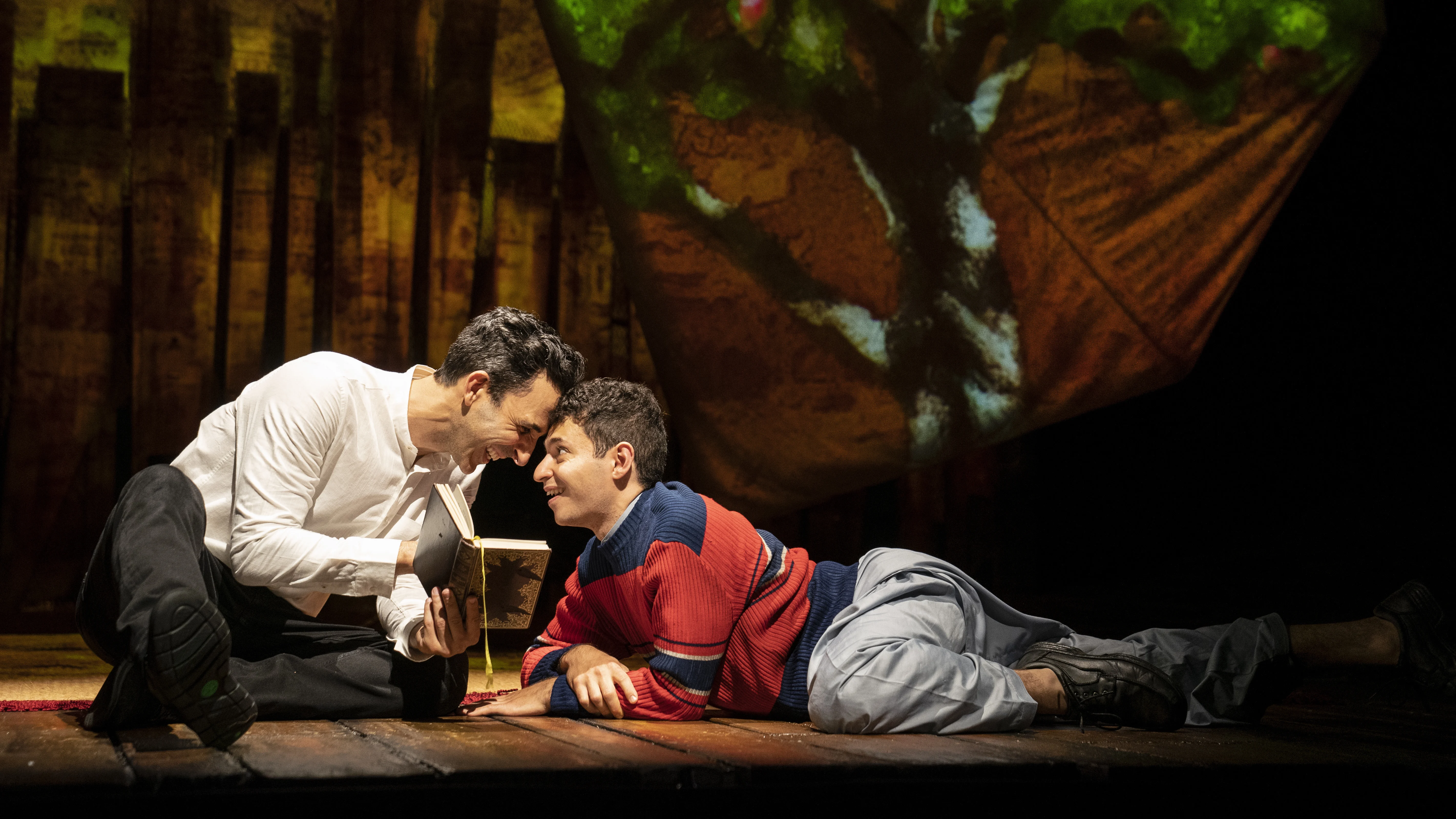 Người Đua Diều Full