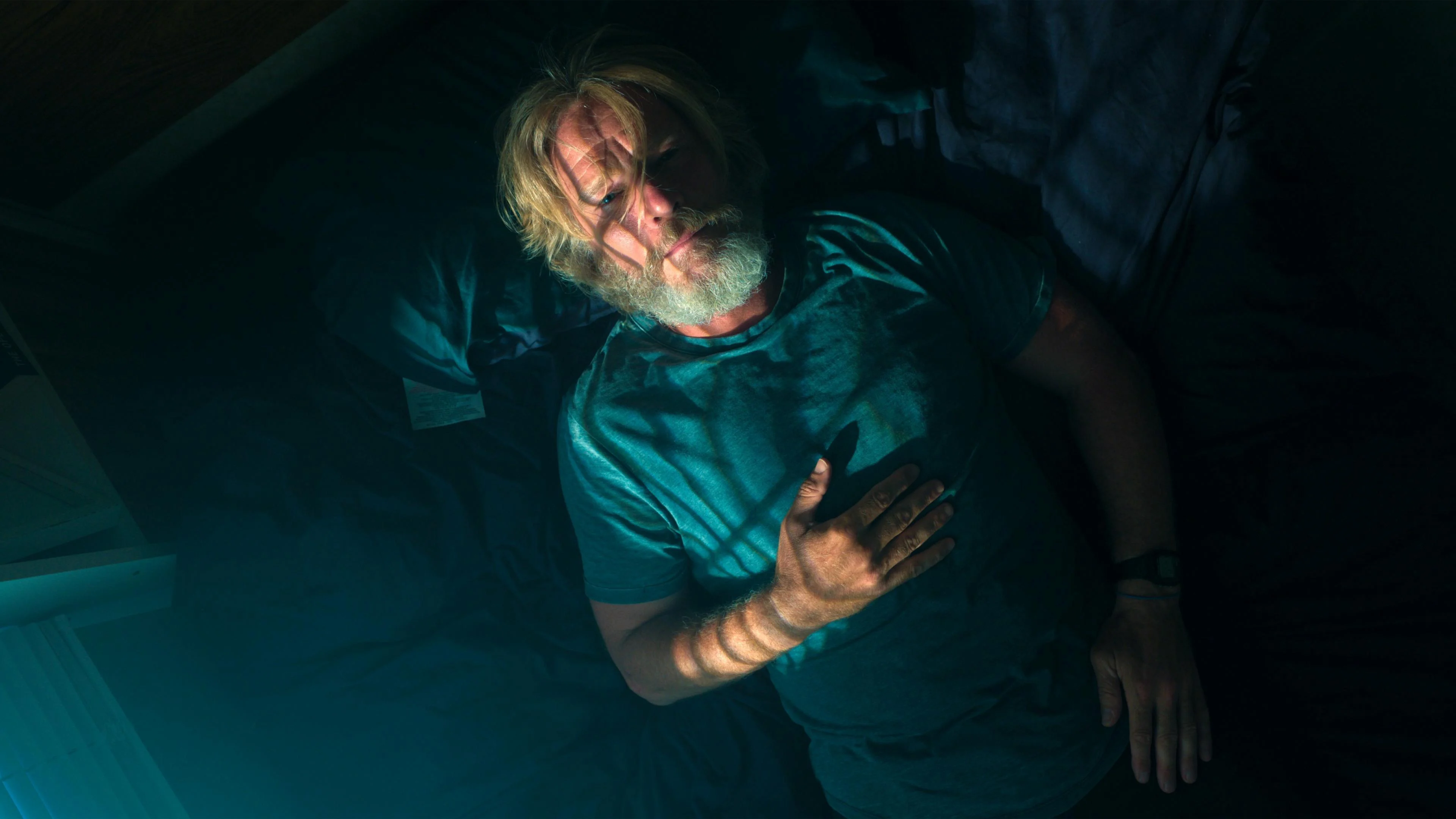 Người Lính Gục Ngã Full