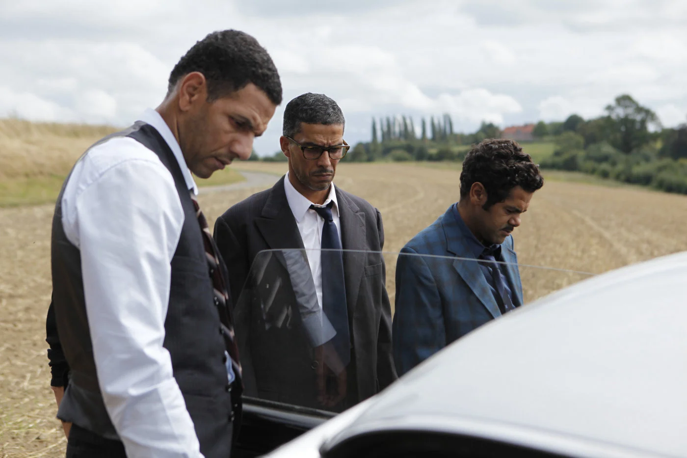 Outside the Law Full