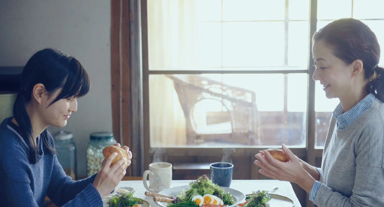 Sống giữa đời: Đông Xuân Full