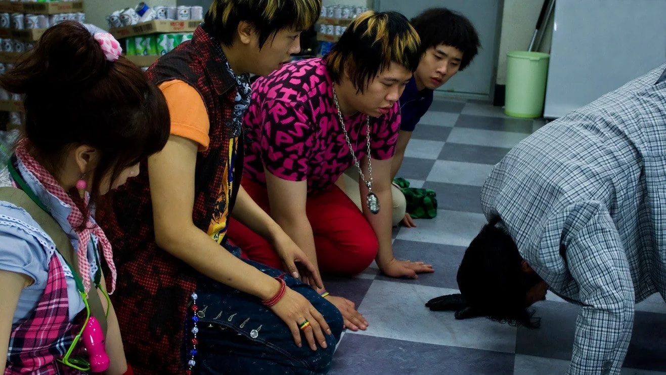 Tấn Công Trạm Xăng 2 Full