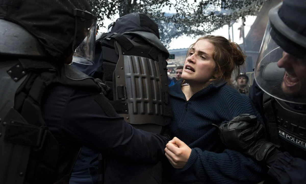 Và ngày mai, cả thế giới Full