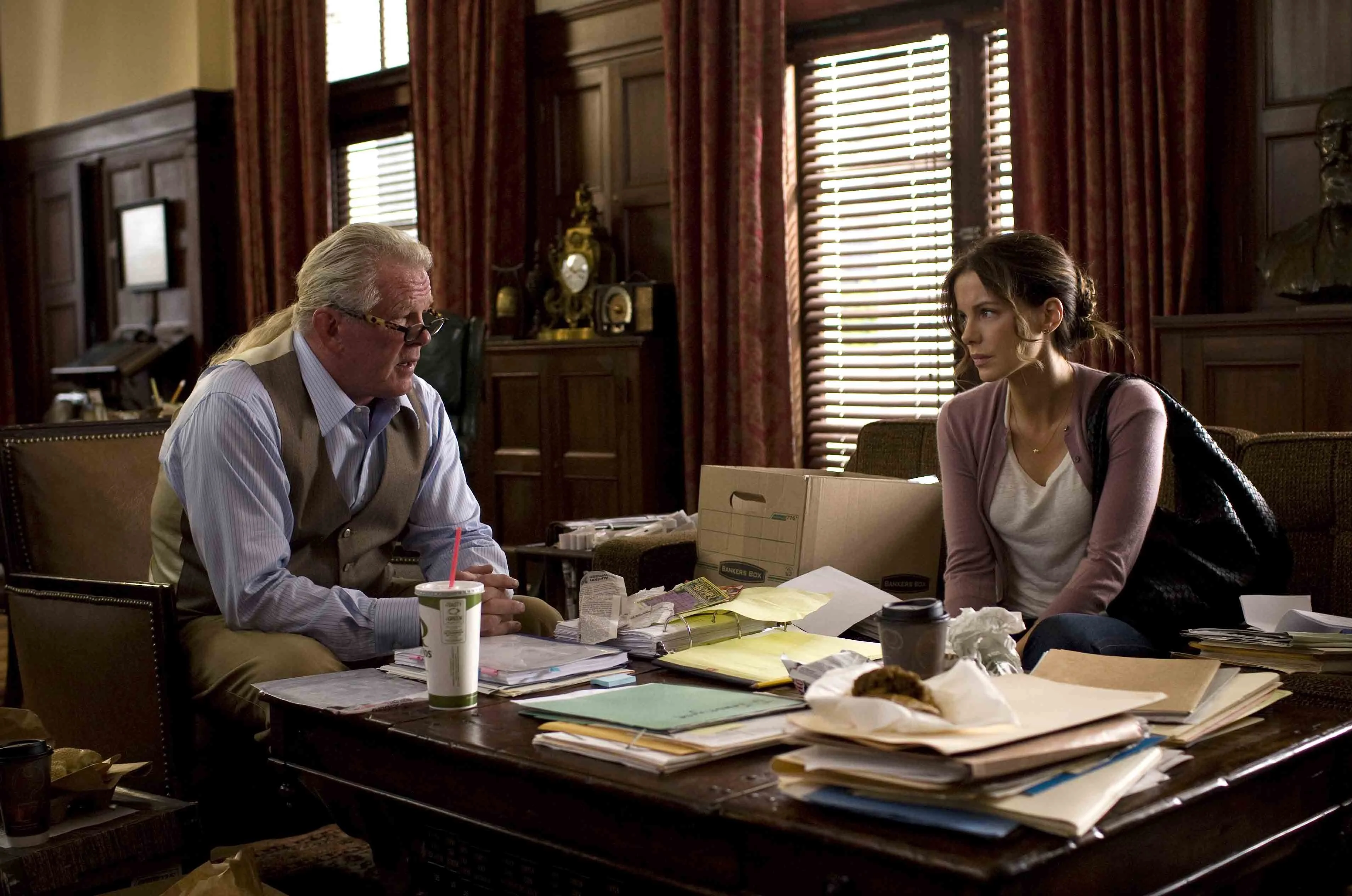 Vụ Án Gian Xảo Full