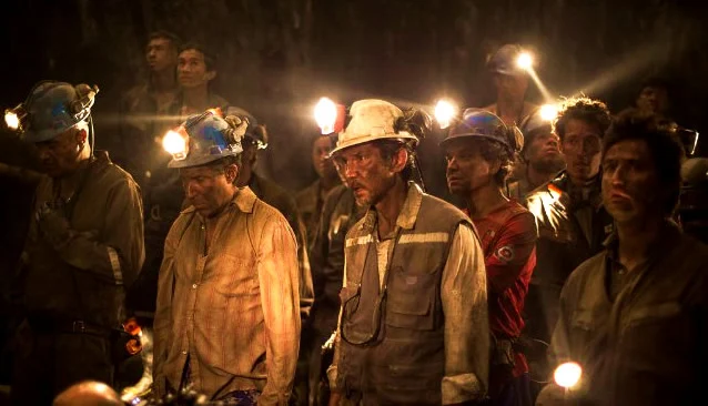 33 Người Thợ Mỏ Full