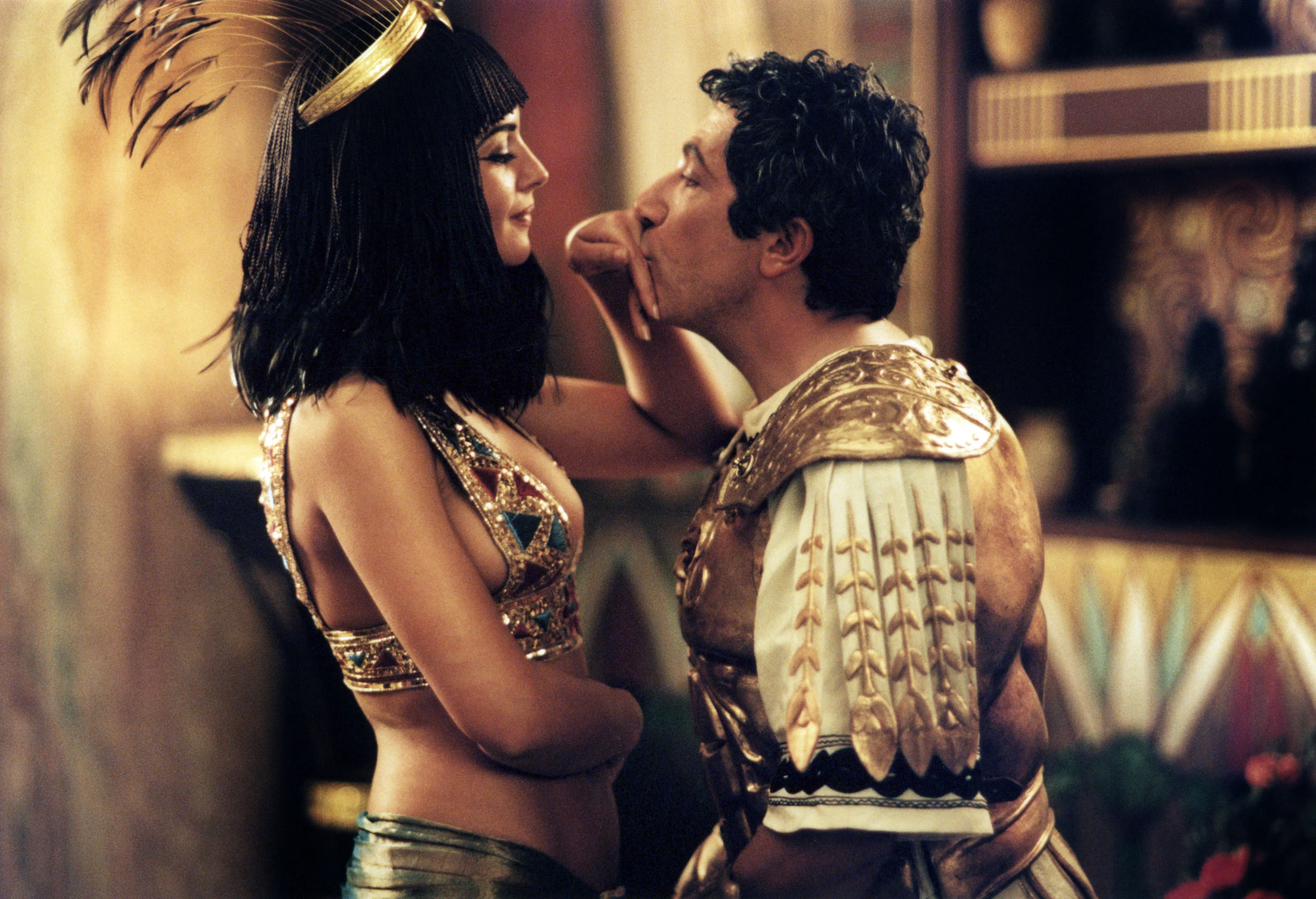 Asterix và Obelix Nhiệm Vụ Của Cleopatra Full