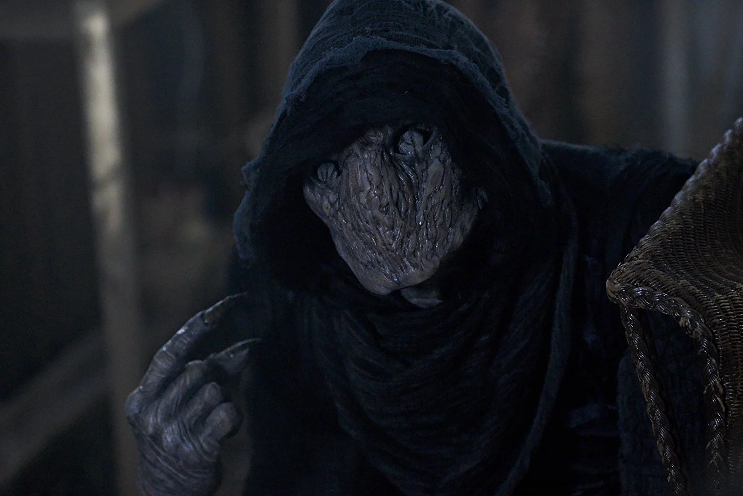 Bóng Ma Nửa Đêm Full