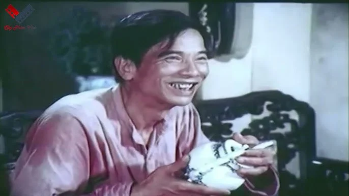 Chiếc Bình Tiền Kiếp Full