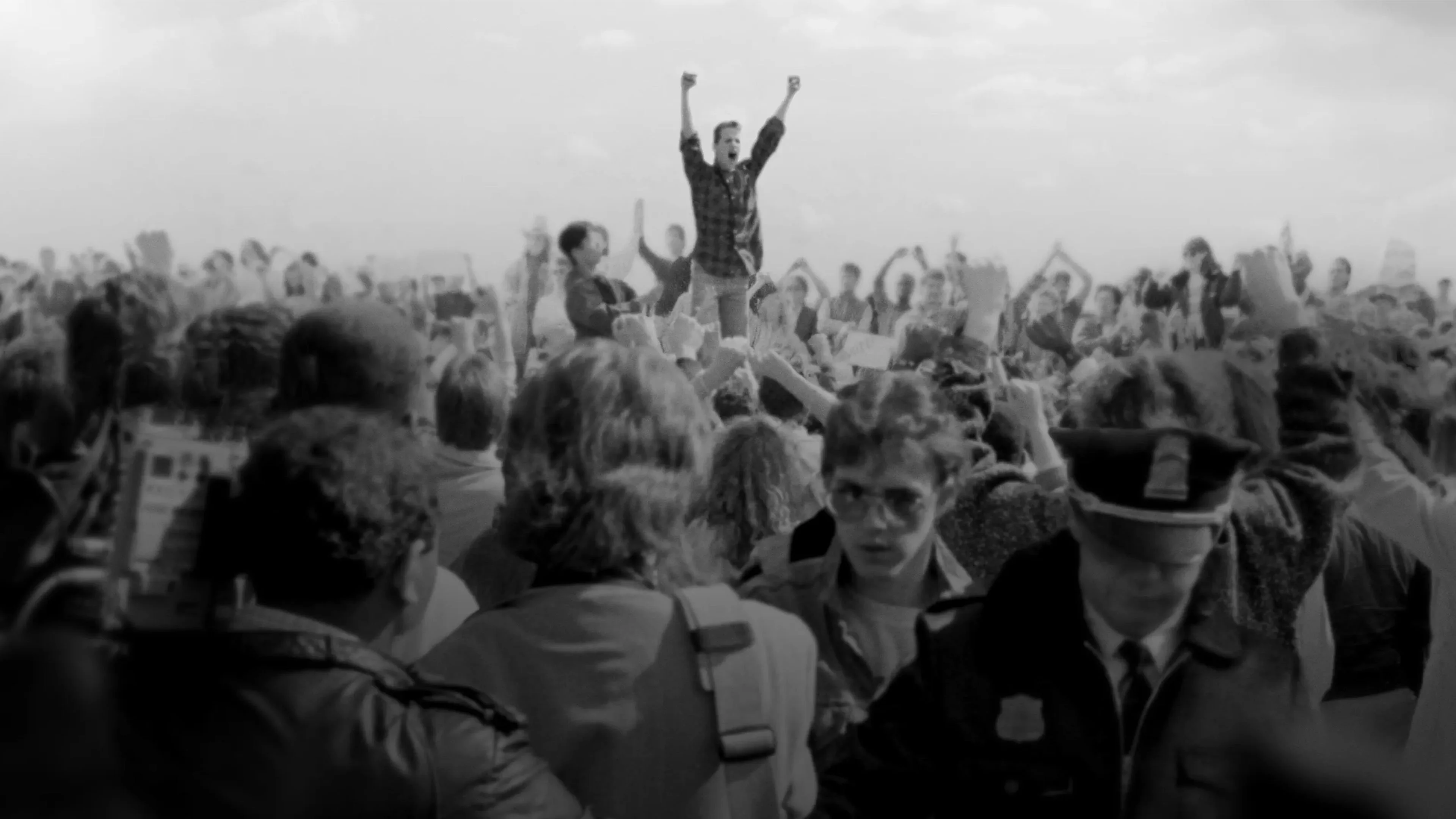 Hiệu Trưởng Khiếm Thính Đầu Tiên Full