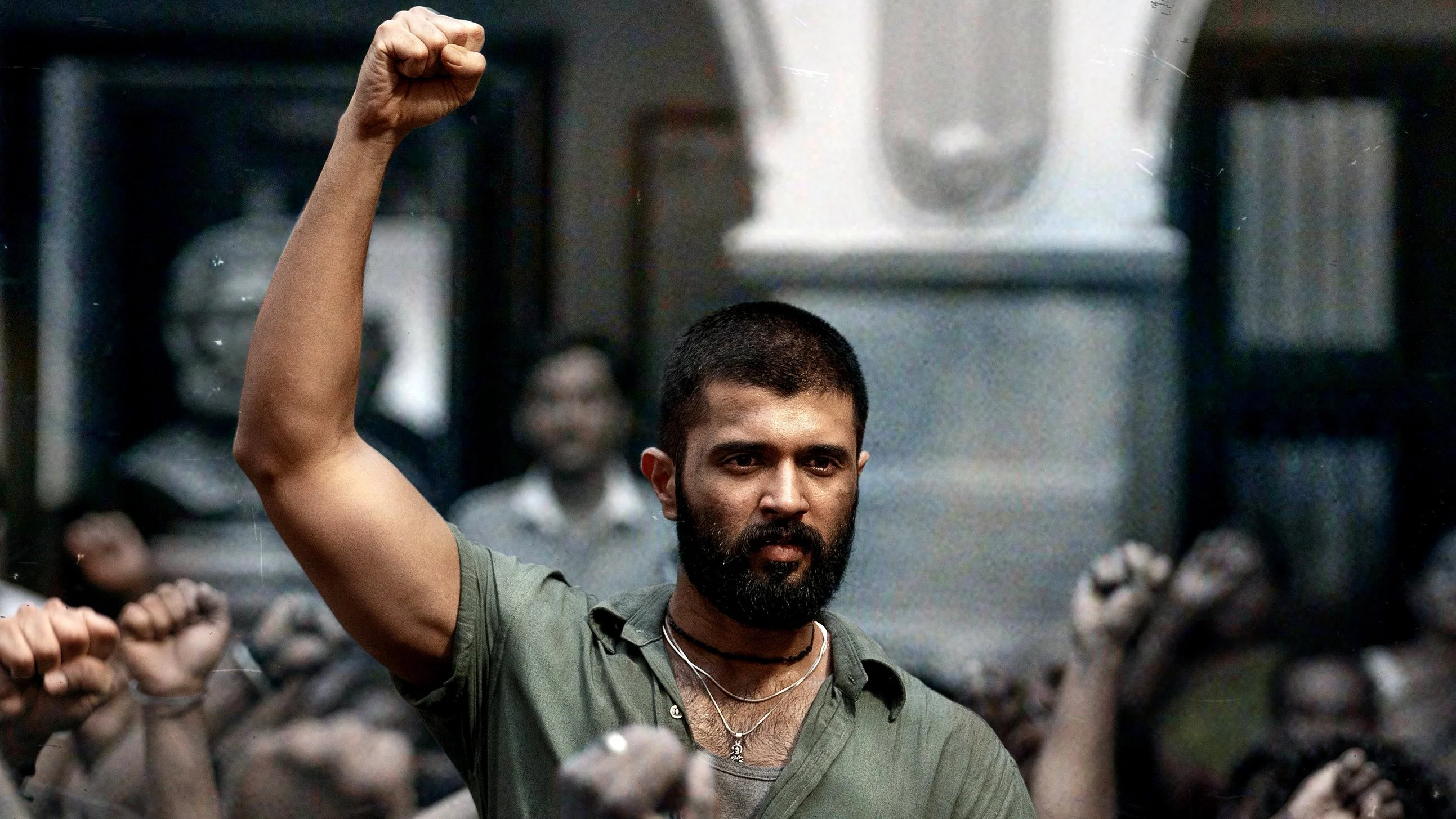 Hoàng Đế Trở Lại Full