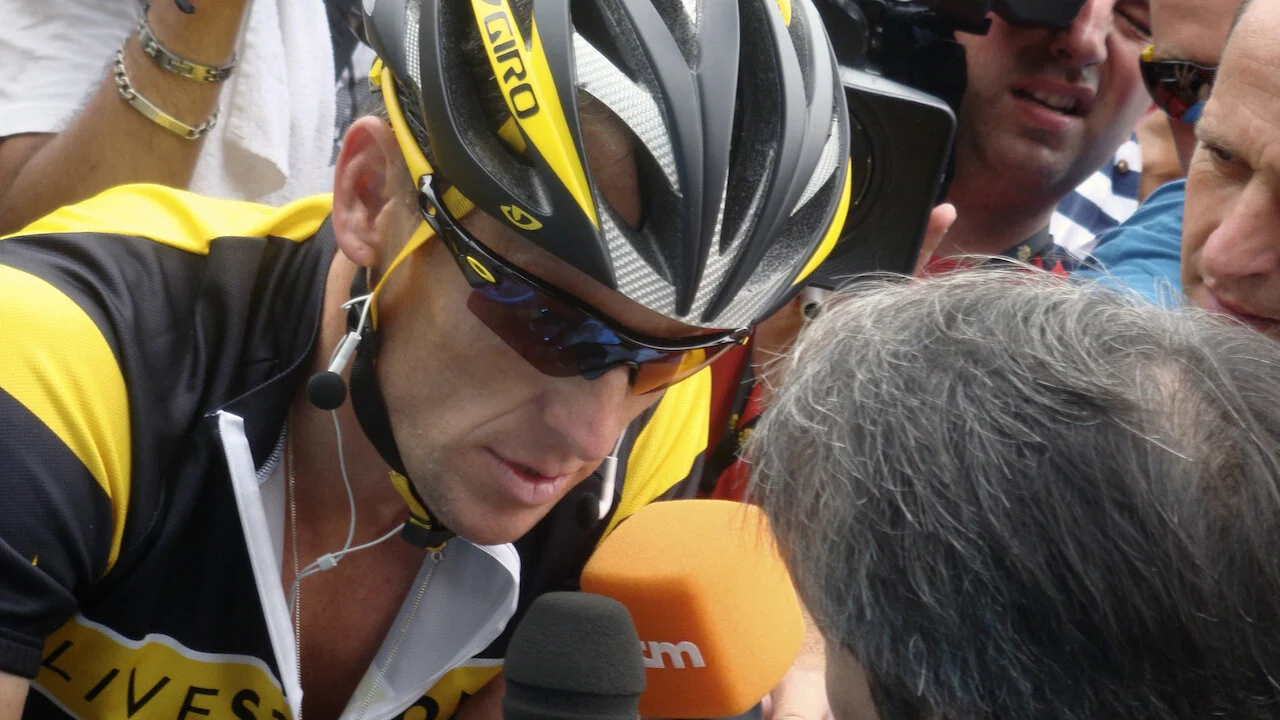 Lời nói dối của Armstrong Full