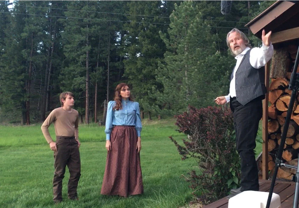 Mắt đền mắt Full