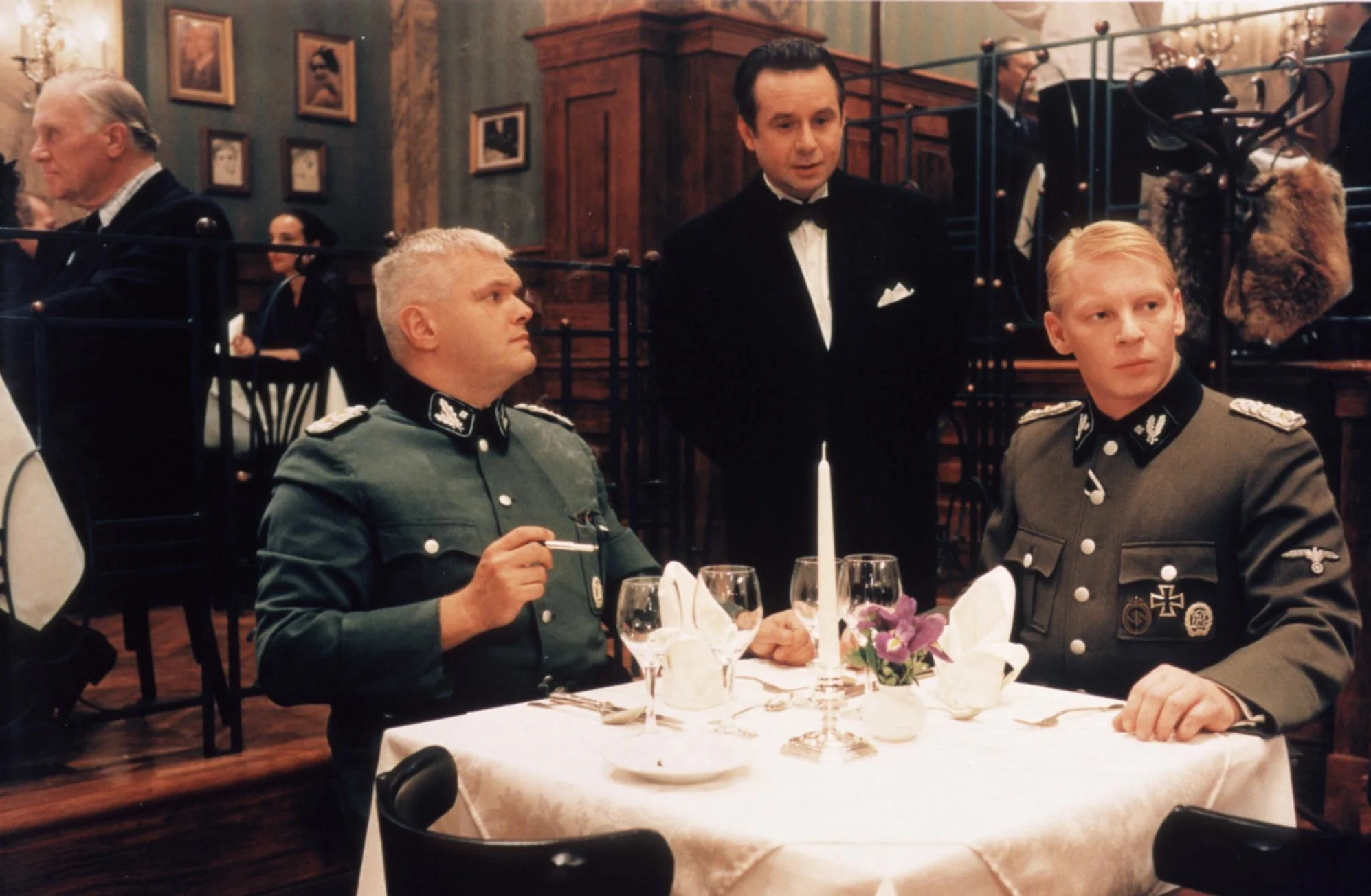 Ngày Chủ Nhật U Sầu – Một Ca Khúc Của Tình Yêu Và Cái Chết Full