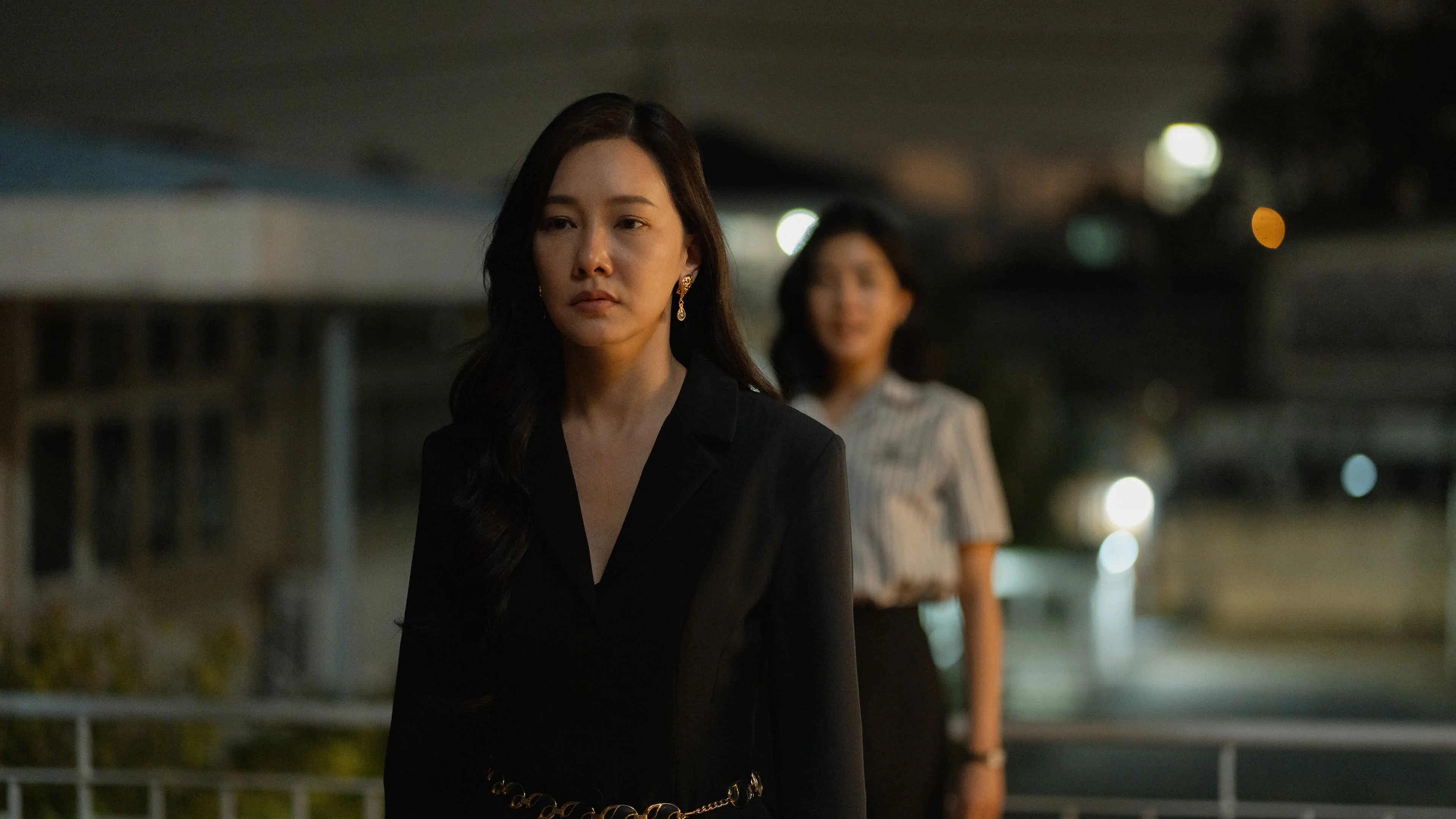 Nghĩa Địa Của Người Sống Full