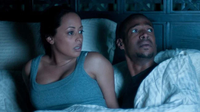 Ngôi Nhà Ma Ám Full