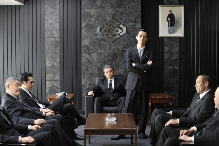 Ô Nhục: Quá Giới Hạn Full