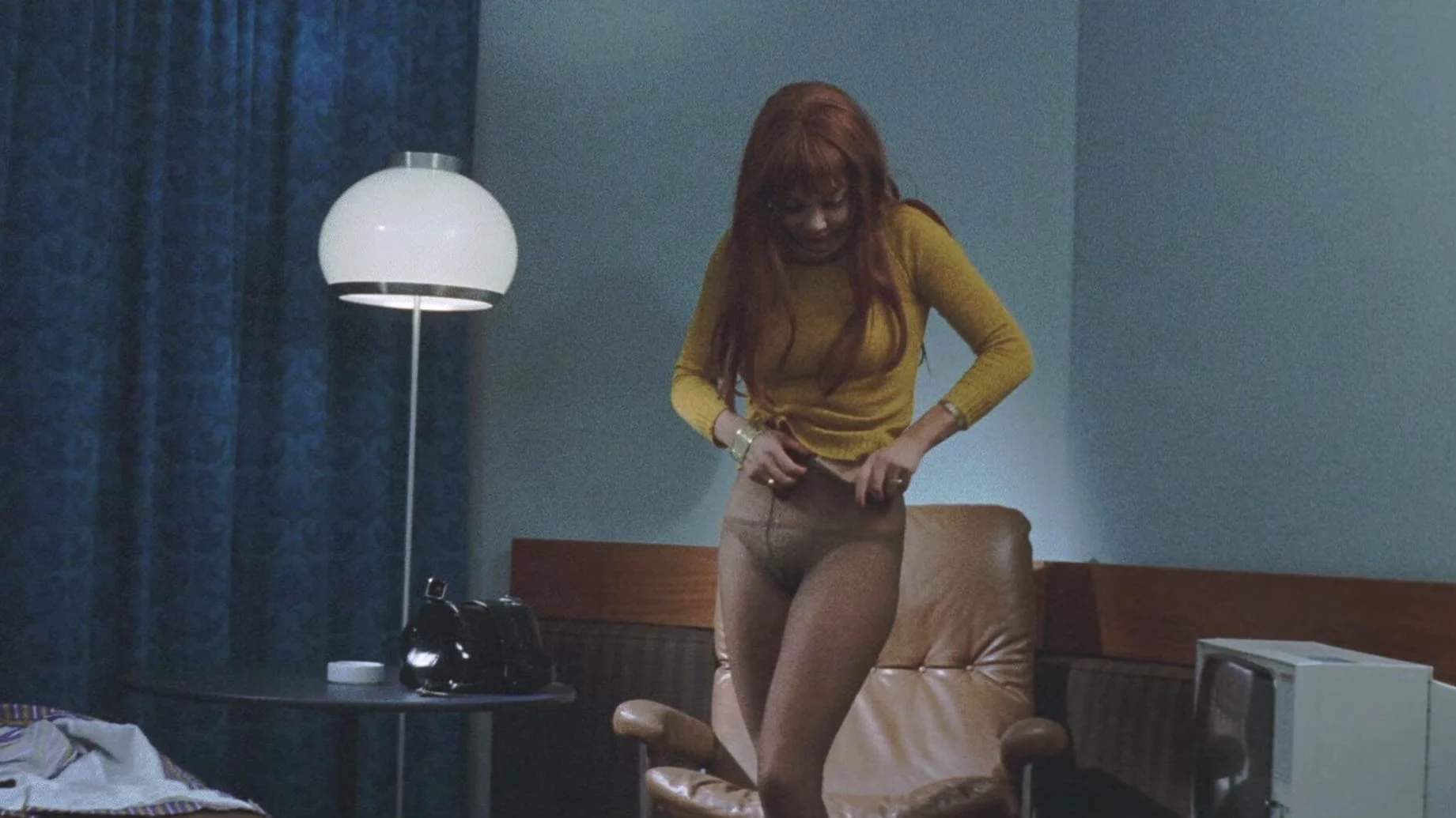 Tiếp Viên Phóng Khoáng Full