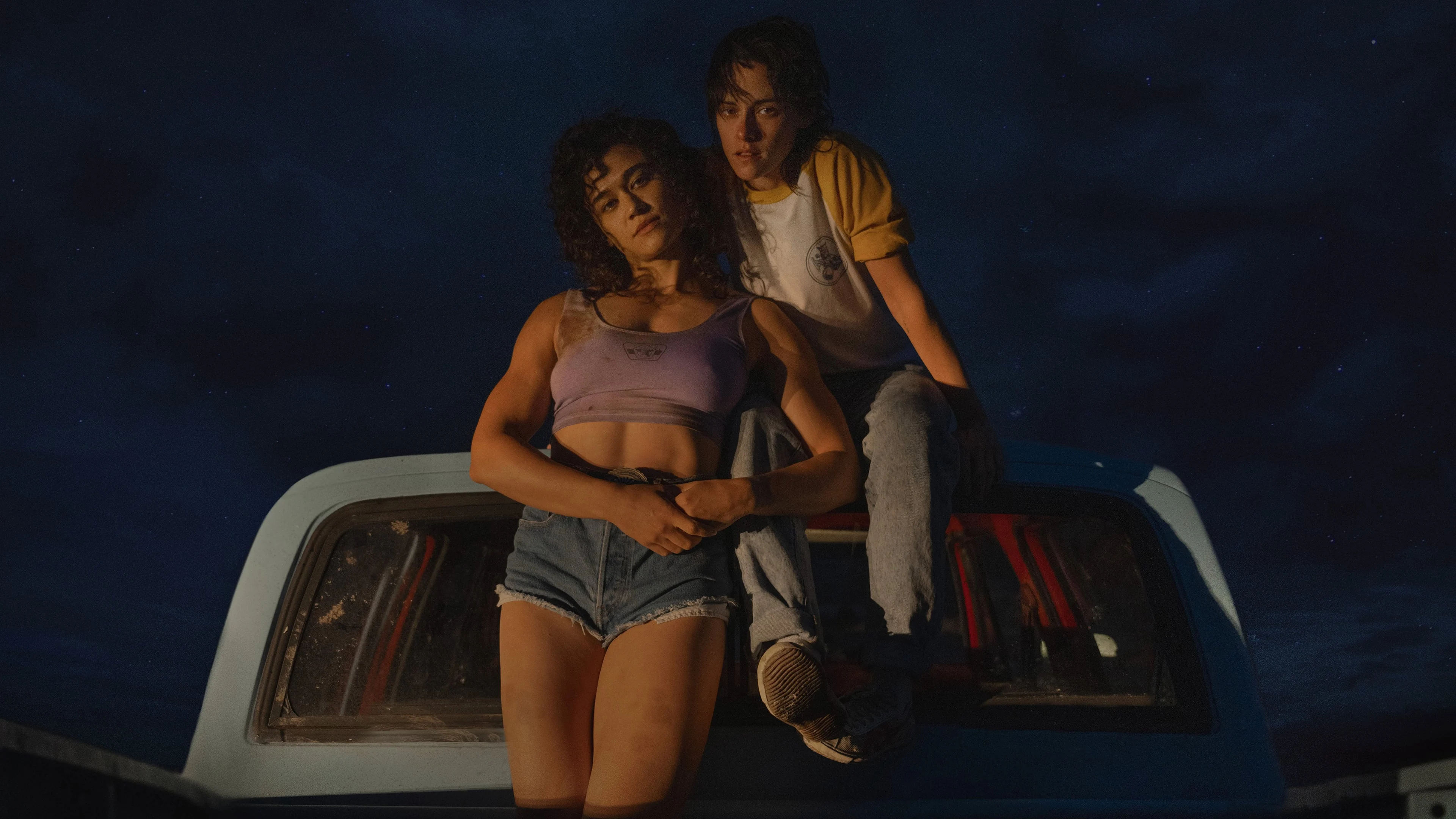 Yêu Cuồng Loạn Full